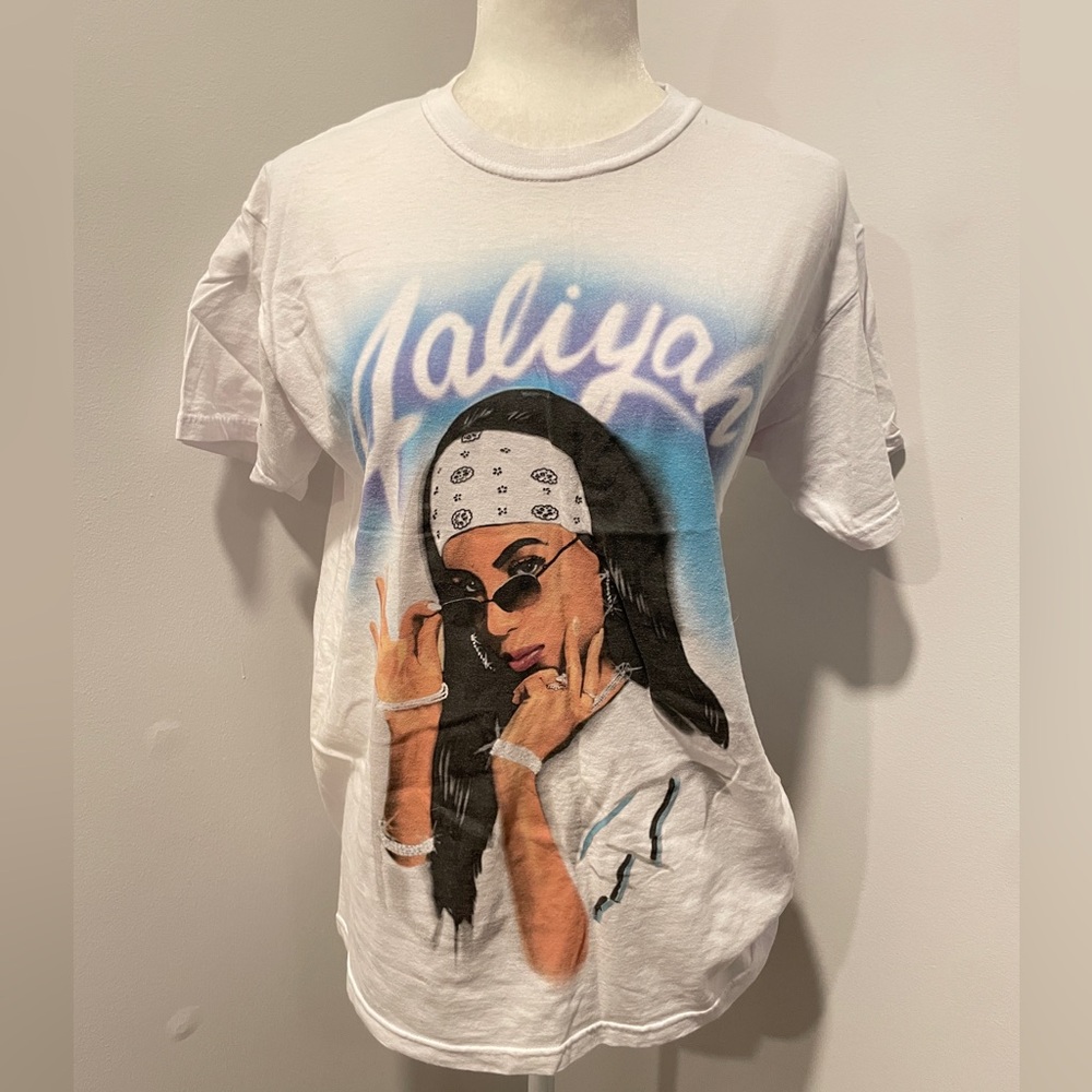 Aaliyah Graphic Tee - image 1